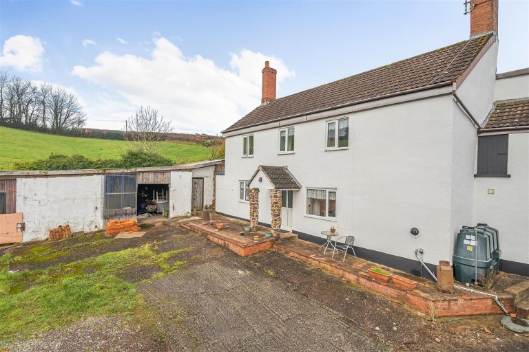 Images for Seven Crosses, Tiverton