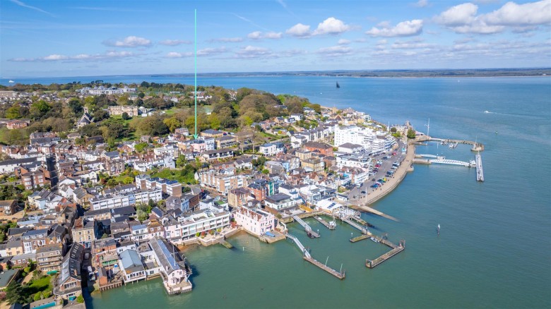 Click the photo for more details of Old Town, Cowes, Isle of Wight