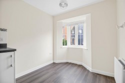 Images for Chamomile Close, Red Lodge