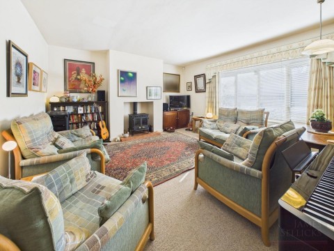 Click the photo for more details of Spencefield Lane, Evington, Leicestershire