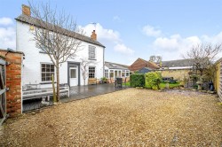 Images for Browns Yard, Towcester, NN12