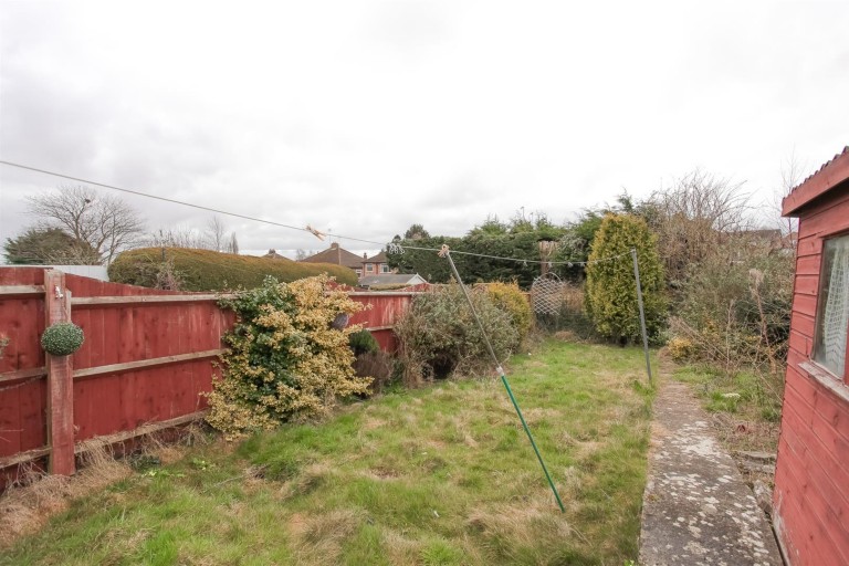 Images for Hillview Crescent, Banbury