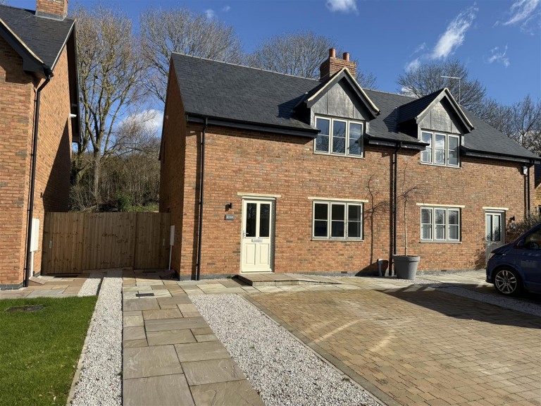 Images for Cranoe Cottage, Bridgedale Rise, Medbourne