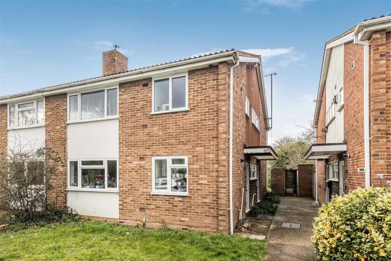 Click the photo for more details of Chatsworth Avenue, Cambridge