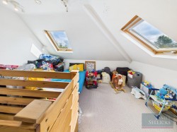 Images for 4 bedrooms, including annexe - Lynmouth Road, Humberstone, Leicestershire