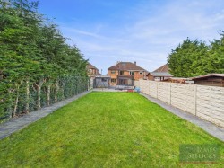 Images for 4 bedrooms, including annexe - Lynmouth Road, Humberstone, Leicestershire