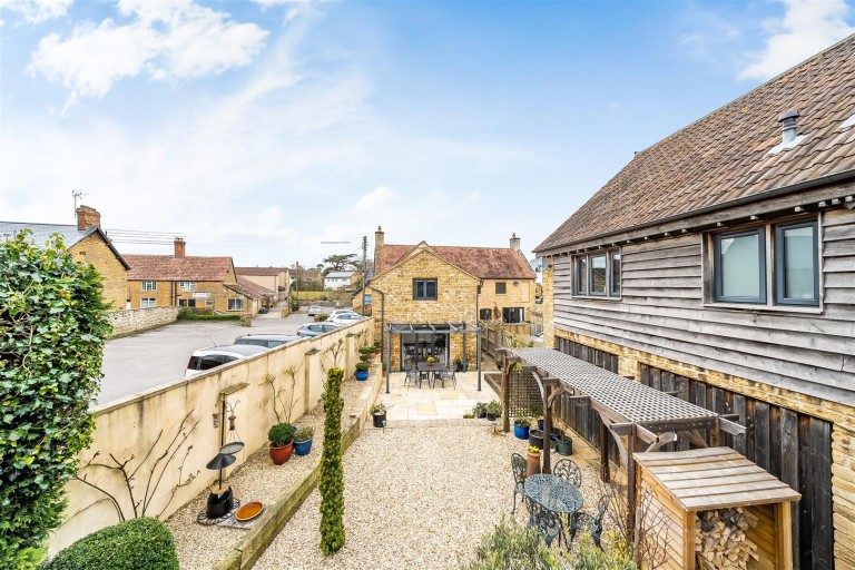 Images for 9 Vicarage Street, Tintinhull, Yeovil