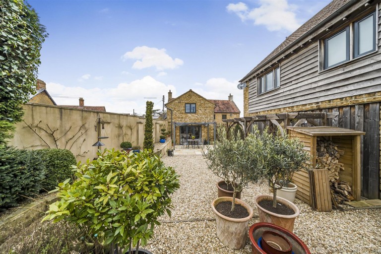 Images for 9 Vicarage Street, Tintinhull, Yeovil