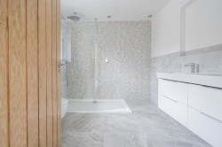 Images for Furl Close, Towcester Road, Maids Moreton, MK18