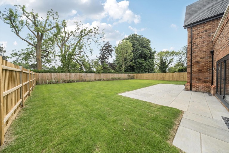 Images for Furl Close, Towcester Road, Maids Moreton, MK18