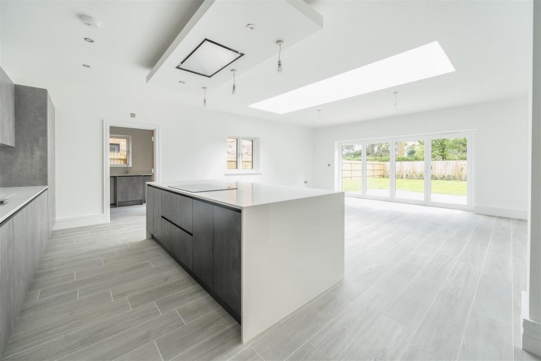 Images for Furl Close, Towcester Road, Maids Moreton, MK18