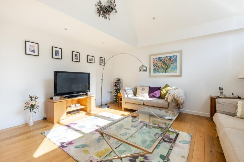 Click the photo for more details of Westwater Court, Dartmouth