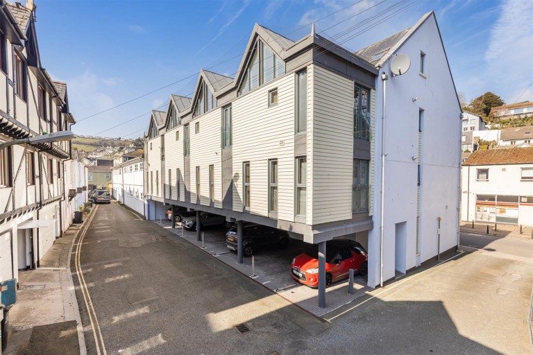 Images for Westwater Court, Dartmouth