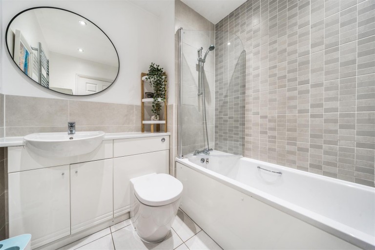 Images for Fox Lane, Wantage