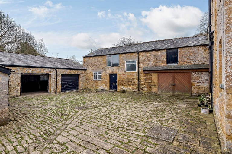 Images for Chiselborough