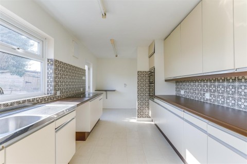 Click the photo for more details of Summerhill Road, Saffron Walden
