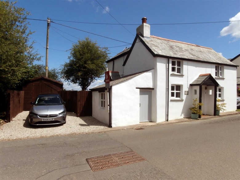 Click the photo for more details of Halwill Cottages, Shebbear, Beaworthy