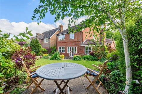 Click the photo for more details of Greenacres Drive, Wantage