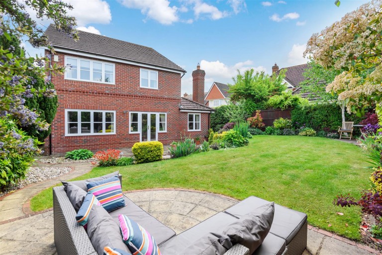 Images for Greenacres Drive, Wantage