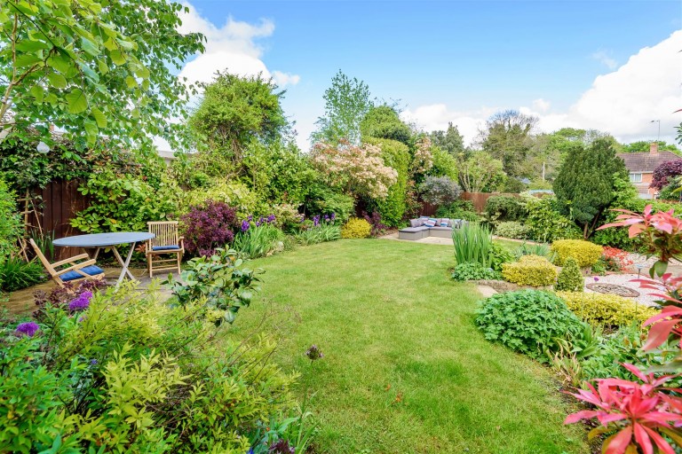 Images for Greenacres Drive, Wantage