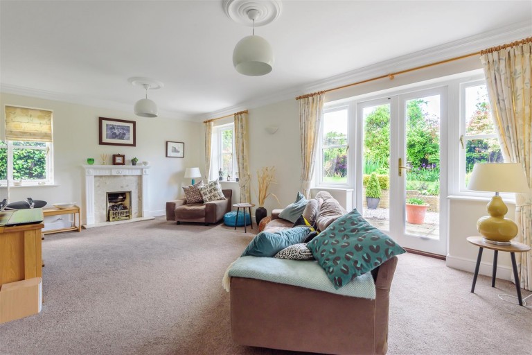 Images for Greenacres Drive, Wantage