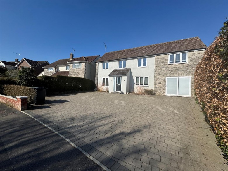 Click the photo for more details of Kingsbere Crescent, Dorchester, Dorset