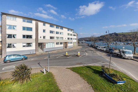 Click the photo for more details of North Embankment, Dartmouth