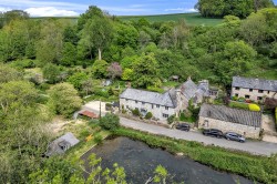 Images for Combpyne, Axminster