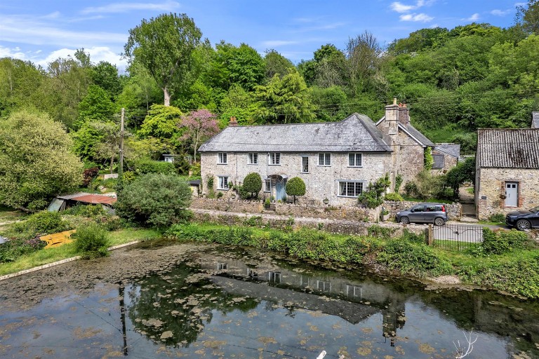 Images for Combpyne, Axminster