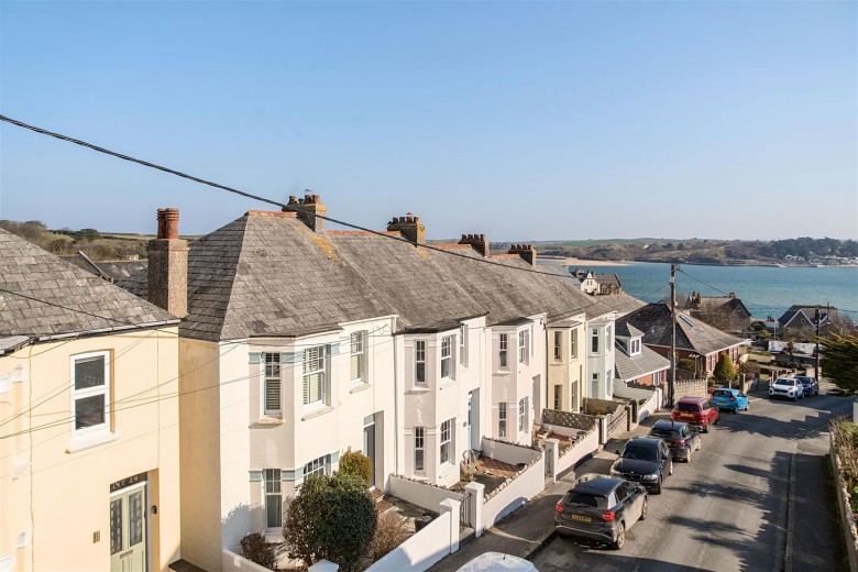 Click the photo for more details of Glynn Road, Padstow