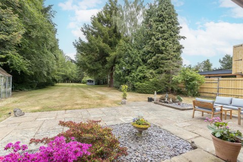 Click the photo for more details of Birdingbury Road, Marton, Rugby, CV23