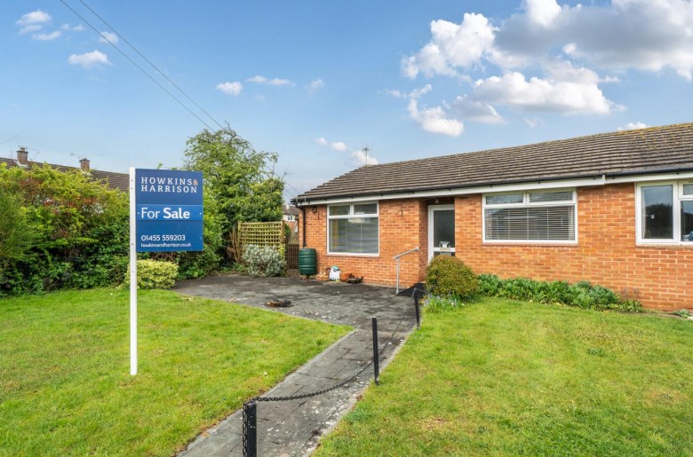 Click the photo for more details of Palmer Drive, Lutterworth, LE17