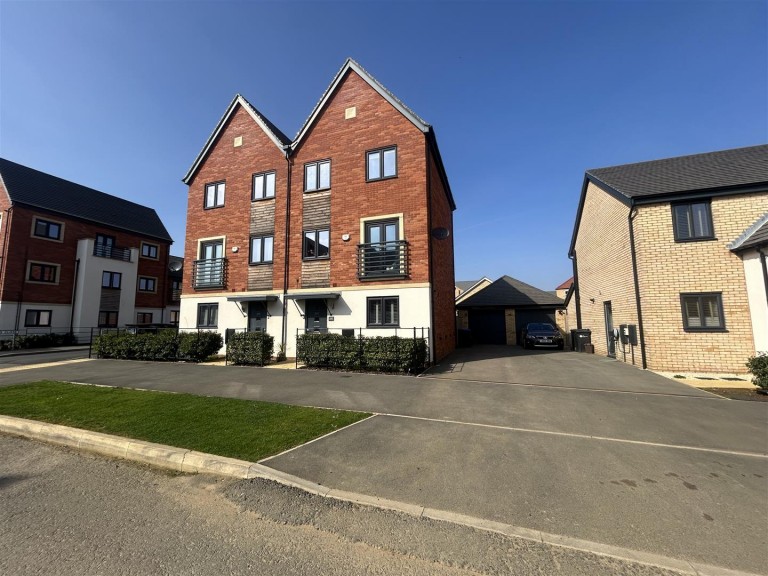 Images for West Street, Upton, Northampton, NN5