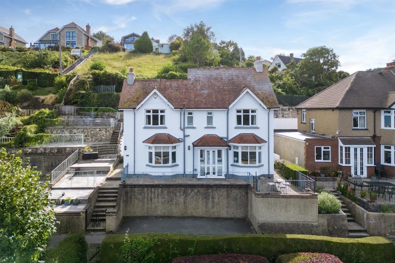 Click the photo for more details of Higher Meadows, Beer, Seaton