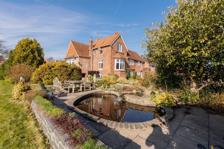 Click the photo for more details of Upperton, Brightwell Baldwin, Watlington