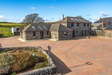 Click the photo for more details of Laity Lane, St. Ives