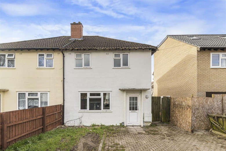 Click the photo for more details of Gunhild Way, Cambridge