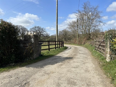 Click the photo for more details of Near South Molton