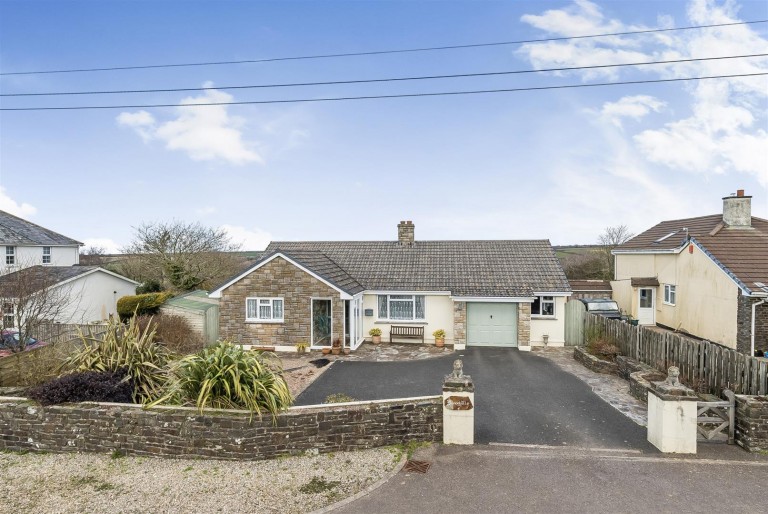 Images for Harton Cross, Hartland, Bideford