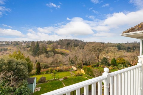Click the photo for more details of Seaway Lane, Torquay