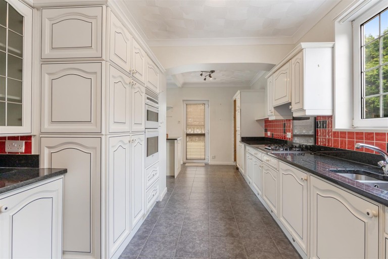 Images for Seaway Lane, Torquay