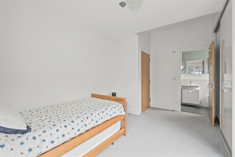 Images for Follaton Rise, Totnes