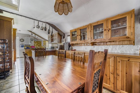 Click the photo for more details of Spreyton, Crediton