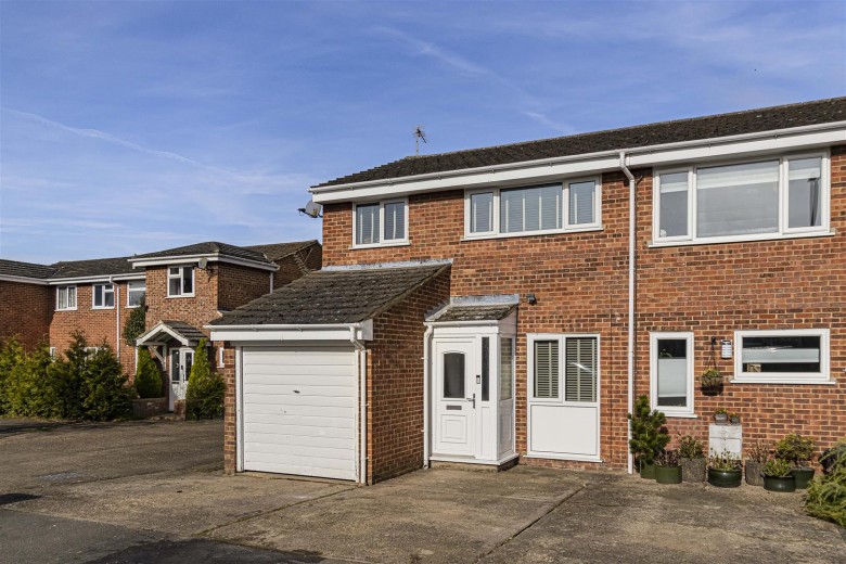 Click the photo for more details of Plantation Close, Saffron Walden