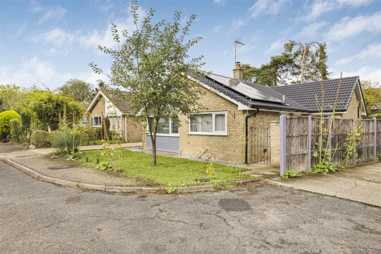 Images for Clarendale Estate, Great Bradley