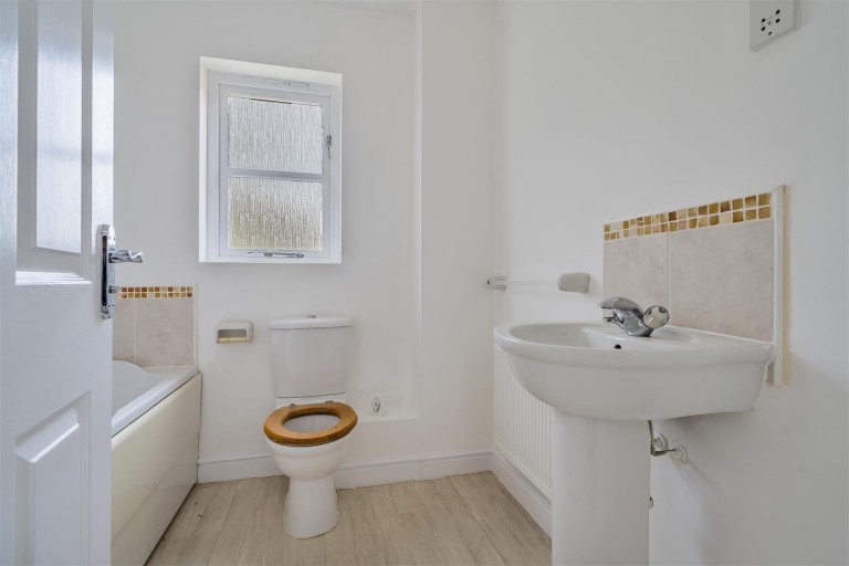 Images for Tidcombe Walk, Tiverton