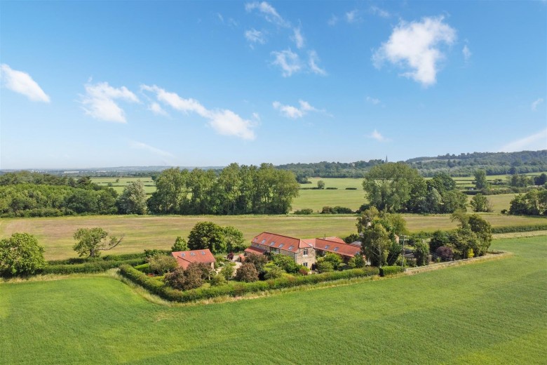 Click the photo for more details of Low Fields, Fulbeck