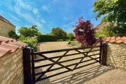 Images for Low Fields, Fulbeck