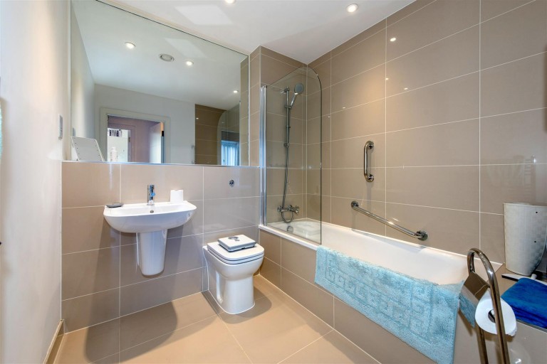 Images for Youngman Place, Taunton