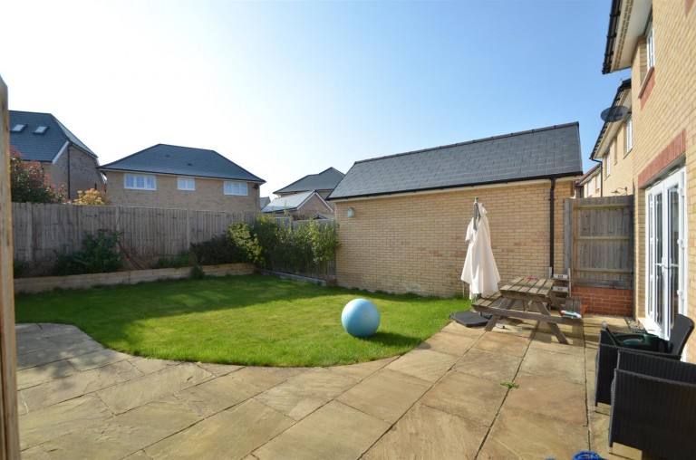 Images for Monarch Way, Ely